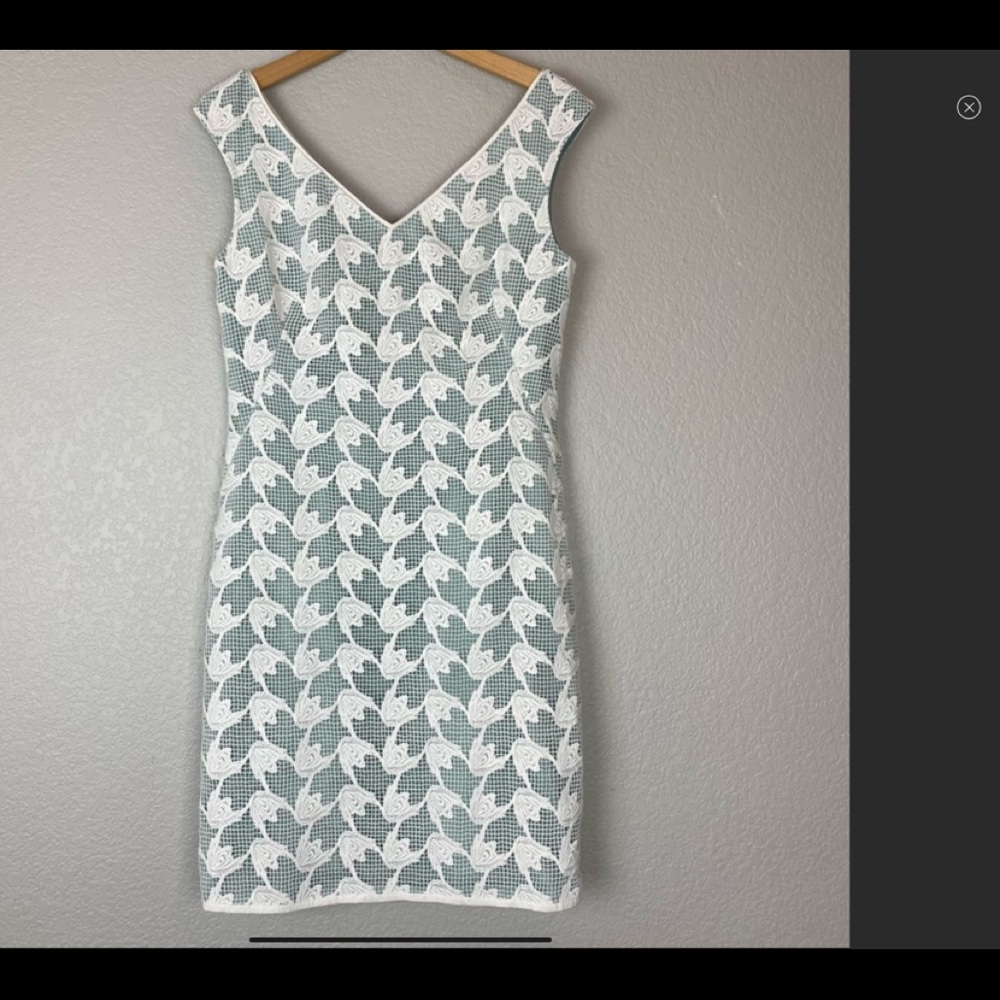 Tory Burch Brooklyn lace overlay sheath dress 10 sleeveless